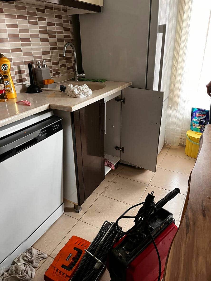 Lavabo alti gider acma isikli